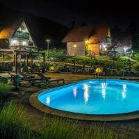 Holiday Park Plitvice Paradise, hotel em Korenica