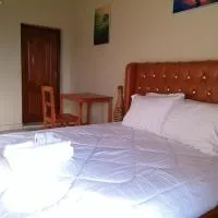 Maison Ubuntu House, hotel di Kanzenze