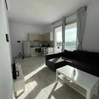1 bedroom apartment in egkomi makedontissa near unic, hotel v destinácii Strovolos