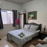 Apart próximo a Unimed, Catedral e HSA de 2 quartos com 2 Ar, mini-Academia e garagem no Centro-sul, Hotel in Santo Ângelo