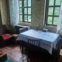 Stadtzentrum, готель у місті Chiatʼura