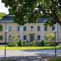 Åkeshofs Slott, hotel in Stockholm