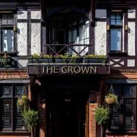Crown Hotel, מלון בצ'רטסי