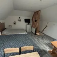 Appartement cosy + accès jardin et salle de muscu, hotel i Mardié