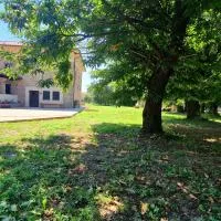 Sentinella dei castagni, hotel din Filetto