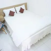The Villa Tembalang, Hotel in Srondolwetan