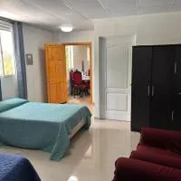 Viesnīca Country House in Los Planes VACATION RENTAL pilsētā Panchimalco