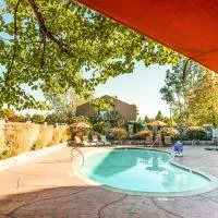 Hotel Indigo Napa Valley by IHG، فندق في نابا