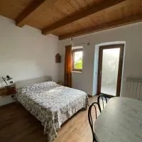 Cascina Via Piane Azeglio, hotel u gradu Azeglio