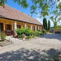 Eszter Vendégház Harta, hotel i Harta