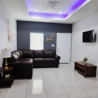 Apartment 3 bedrooms 40 minutes from South Padre, khách sạn ở Weslaco