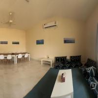 Maison Masirah, hotel poblíž Masirah Island Airport - MSH, Ḩilf