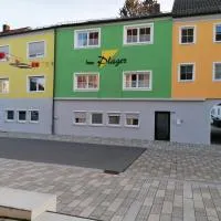 haus Plager, hotel en Landau an der Isar