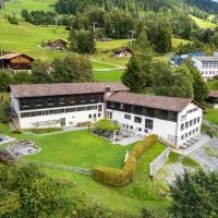 Family & Mountain Lodge C'est la Vie、ハスリベルクのホテル