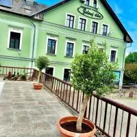 Hotel Zelený dům, hotel u gradu 'Dolní Poustevna'