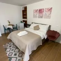 L&L Bed and Breakfast Malpensa Airport, hotel u gradu Samarate