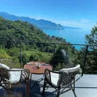 Cottage KOLKHA, hotel i Sarpi