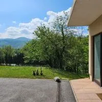 Apartments Dvor by the Krka River, hotel u gradu Dvor