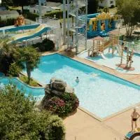 Camping de La Piscine, hotel v destinaci Fouesnant