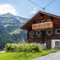 Bergchalet Alpenglück, hotel em Steeg