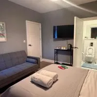 40th Avenue Guest House, hotel em Mill Hill