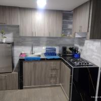 Apartamento vacacional con parqueadero y piscina, hotell sihtkohas Ibagué lennujaama Peralese lennujaam - IBE lähedal