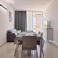 Magnolie A37, Vista & comfort vicino al mare, хотел в Ераклеа Маре