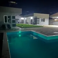 Rivi Apartments, хотел в Mrzenci