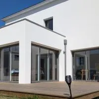 Magnifique maison proche des plages、Plouzanéのホテル