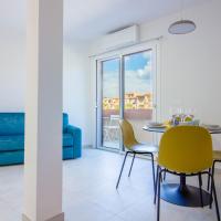 GuestHost - Elegant Beachfront Wi-Fi & Parking, hotel a Golfo Aranci