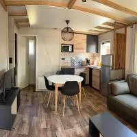 Camping Le Sorlut, hotel en Cozes