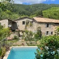 La Demeure des Maitres, hotel en Chirols