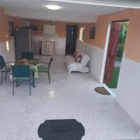 Résidence Prune café, viešbutis mieste Le Mulis