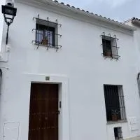 Apartamentos La Gruta de Aracena 3, hotelli kohteessa Aracena