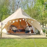 Viesnīca Luxury Bell tent Glamping near Yorkshire Wolds pilsētā Poklingtona