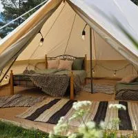 Glamping & Homestay in Kihnu: Rootsiküla şehrinde bir otel