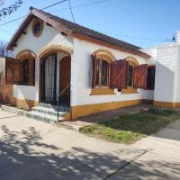 Cabaña Lodge Araucaria ll, hotel near General Pico Airport - GPO, Eduardo Castex