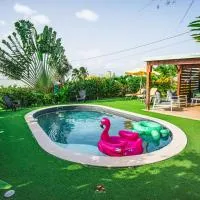 Au coeur du papillon en amoureux piscine à partager, hotel em Goyave
