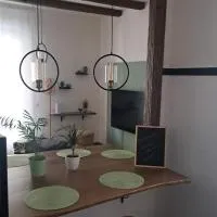 Seraval Valsesia Apartment: Serravalle Sesia'da bir otel