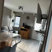La maison au calme, hotel u gradu Krijel na Moru