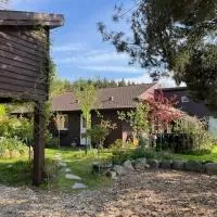 Charming idyllic wooden house、パーストゥイのホテル