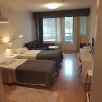 Yksiö kauniilla järvinäkymällä Ikaalisissa, hotell i Ikalis
