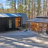 Tiny A-Frame Romantic Getaway, hotel blizu aerodroma Wiscasset Airport - ISS, Wiscasset