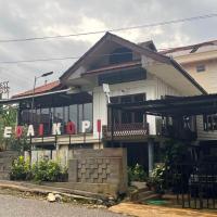 Krakatau Guest House, hotel poblíž Morowali Maleo Airport - MOH, Saroako