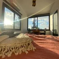 Stylish Retreat in Nicosias Heart, hotel en North Nicosia