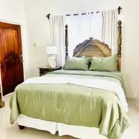 Olive Breeze, hotel i Runaway Bay