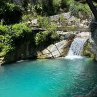 Sineci Family House, hotell i Saraseli i Sipërm