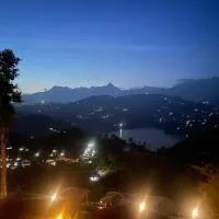 Himalaya Serene View Guest House & Farm Stay, hotel u gradu Deorāli