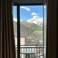 Hotel 717 Kazbegi, hotel i Kazbegi