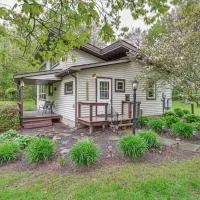 Near State Parks: Countryside Cottage in Wellsboro, hotelli kohteessa Wellsboro